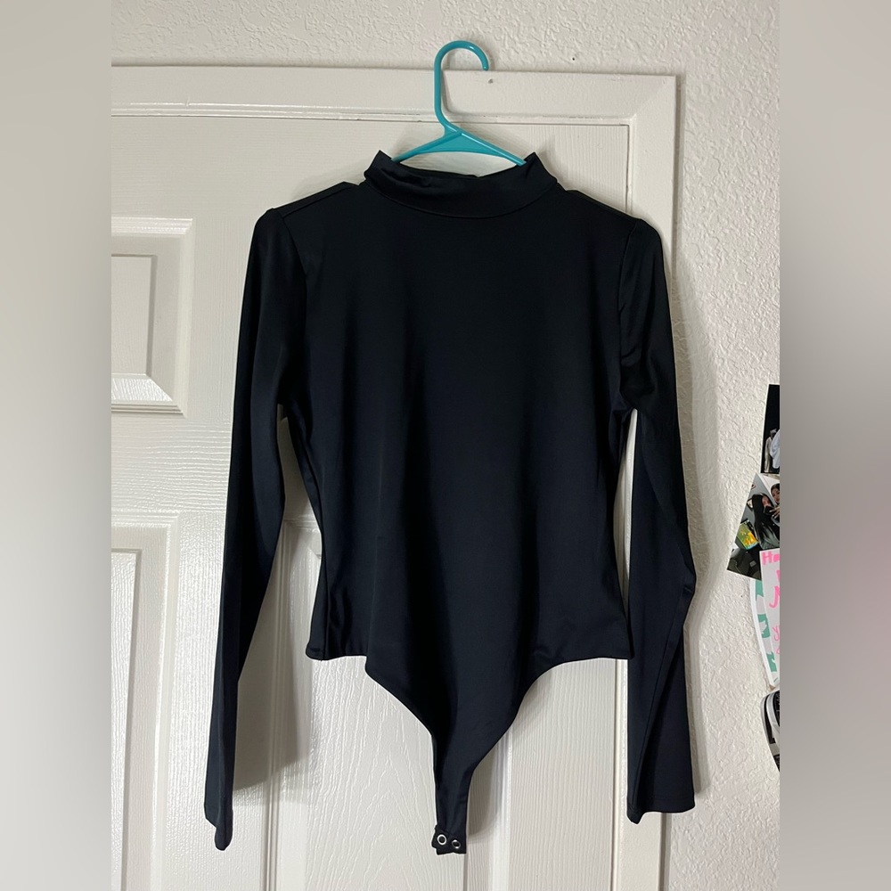 MADDEN NYC MOCK NECK BODYSUIT